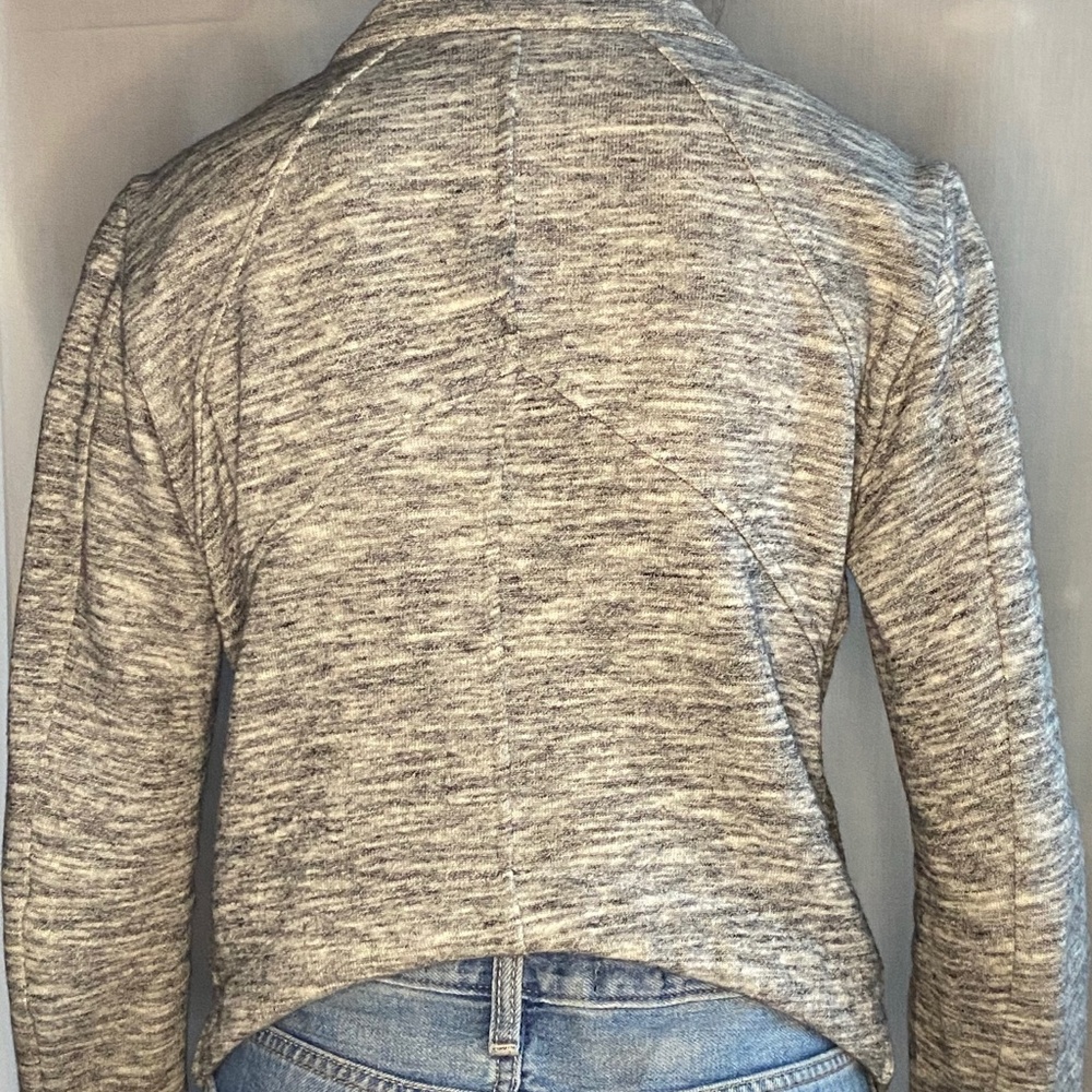 Cabi Heather Gray 3-Button Jacket - image 4